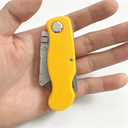 Utility Folding Lock Knife + 10 Blades Supplied Separtly
