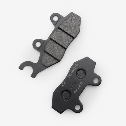 Front Brake Pads for LX6000D-A-E5
