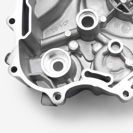Right Engine Casing