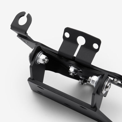 Full-E Charged Tail Tidy for Sting