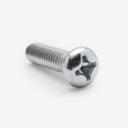 Screw M6 x 20mm