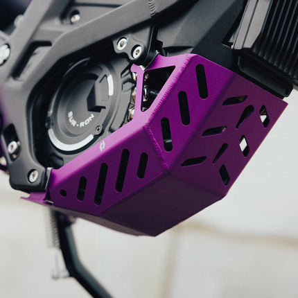 Full-E Charged Bashplate for Light Bee