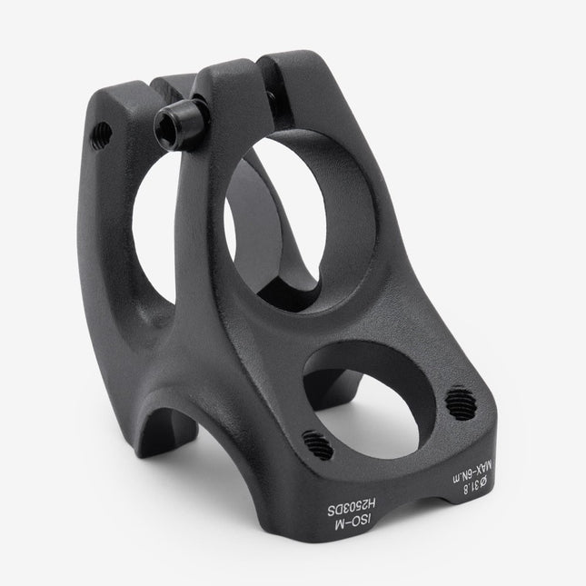 Lower Handlebar Clamp