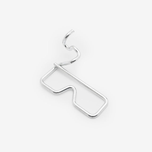 Front Right Reflector Bracket