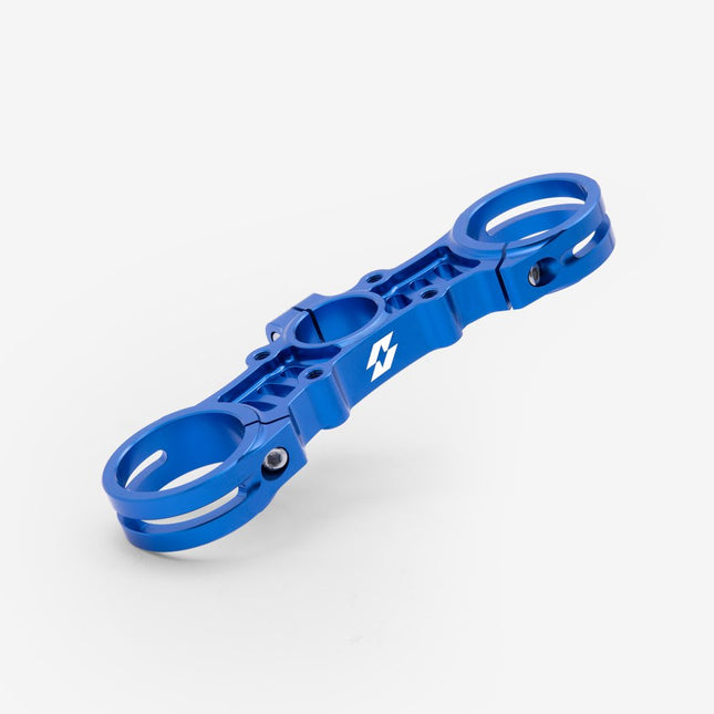 Full-E Charged Top Yoke for Light Bee