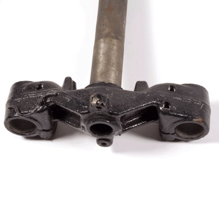 Bottom Yoke Bolt Fixing (Front to Back)