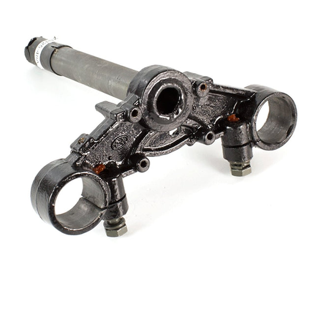 Bottom Yoke for Multiple Models