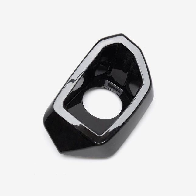 Lower Left Light Trim for LJ300T-18A-E5