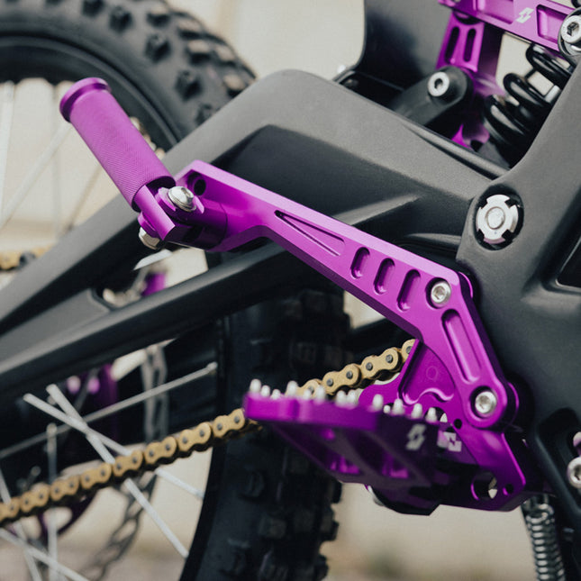 Full-E Charged Stunt Peg Set for Light Bee