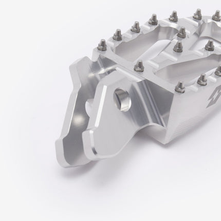 Full-E Charged Footpeg Set for Ultra Bee