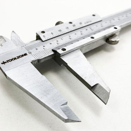 Precision Vernier Caliper 150mm In Case - Toolzone KDPMS088