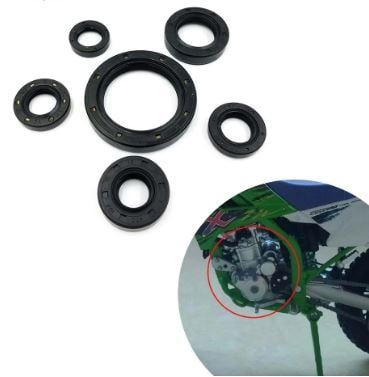 Engine Crankcase Oil Seal Kit 93-18 Kaw KLX250/300, Crankcase Oil Seal Set