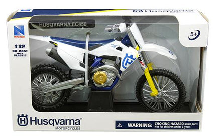 Model Die Cast Husqvarna Fc 450, White / Blue, Scale 1:12, Newray 58153