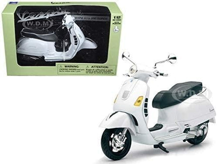 Model Die Cast Vespa Gts, 300 Super, White, Scale 1:12, Newray 57243B