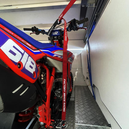 Tie Downs 38mm 1.5 Red & Black, 500KG