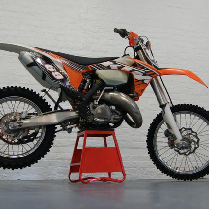 Heavy Duty Steel Box Stand MX, Large / 430mm High MX Stand, This Stand Doesn't Come With The Moto Sticker Now