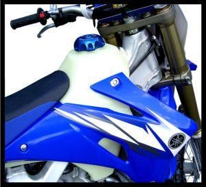 06-09 YZF25/450 2.6g Natural, Clarke Fuel Tank 11469