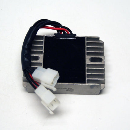 Regulator 32800-02F00 SH579A-12, Dze 02571-04 Suzuki TL1000 R/s 1997-2004